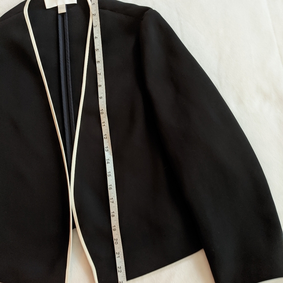 Hugo Boss Jivanna Open- Front Cropped Jacket - Picture 6 of 12